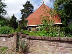 Voorgevel met tuinmuur.
<br/>
Gert-Jan Lobbes, 2020